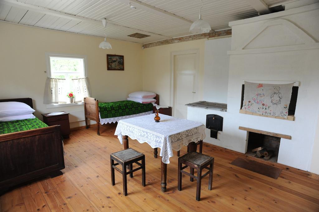 Stay At Lithuanian Folk Museum Rumsiskes Oda fotoğraf